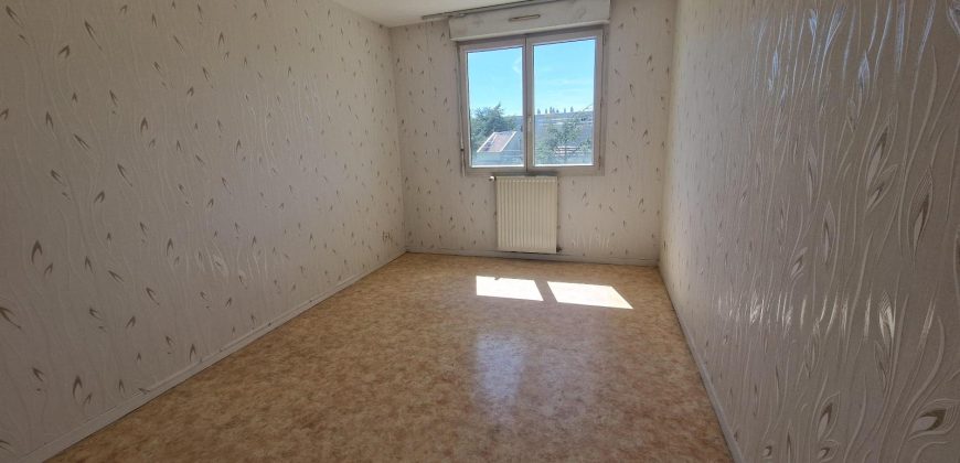 Réf : icsRME1284-003, 4 pièce(s), DECINES CHARPIEU