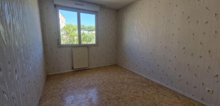 Réf : icsRME1284-003, 4 pièce(s), DECINES CHARPIEU