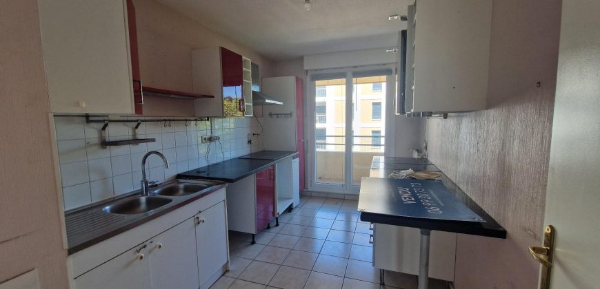 Réf : icsRME1284-003, 4 pièce(s), DECINES CHARPIEU