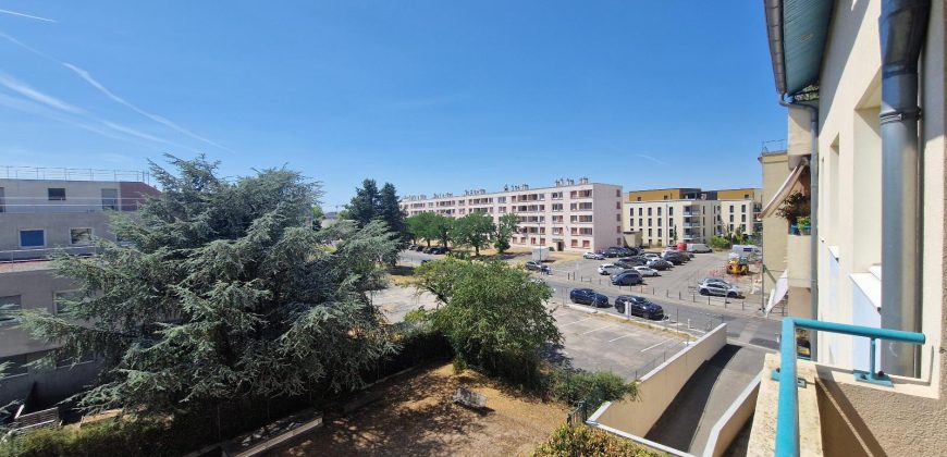 Réf : icsRME1284-003, 4 pièce(s), DECINES CHARPIEU