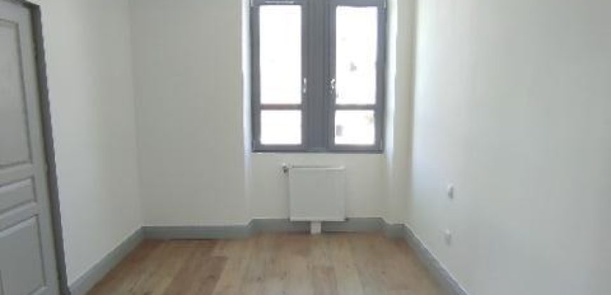 Réf : GES02570010-369, 2 pièce(s), BOURG EN BRESSE