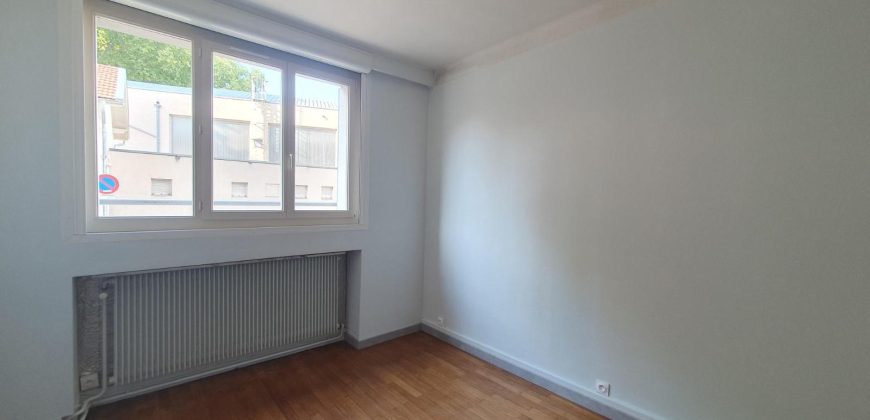 Réf : GES40810001-375, 3 pièce(s), LYON