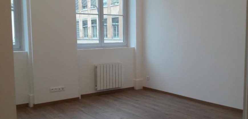 Réf : GES50950004-787, 3 pièce(s), LYON