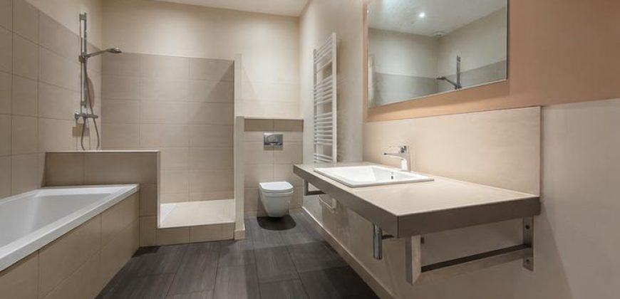 Réf : GES02320034-371, 5 pièce(s), LYON