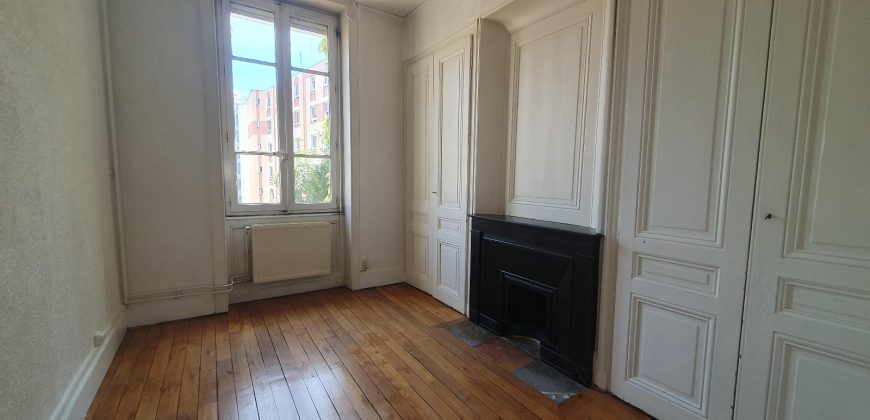 Réf : GES10360090-374, 2 pièce(s), LYON