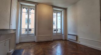 Réf : GES81800581-375, 3 pièce(s), LYON