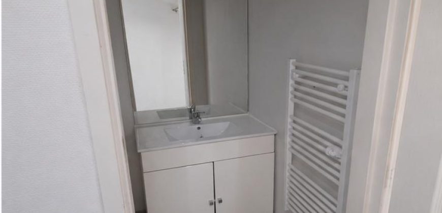 Réf : GES97080018-374, 2 pièce(s), VILLEURBANNE