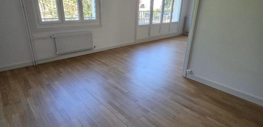 Réf : GES32800012-372, 4 pièce(s), SYMPHORIEN/COISE