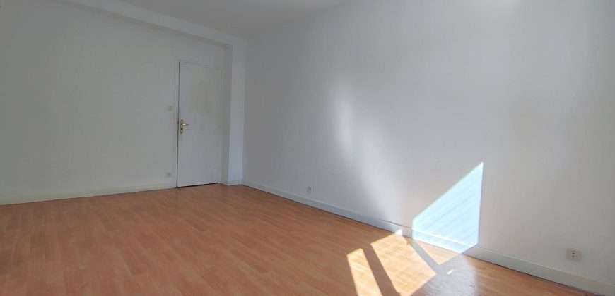 Réf : GES80197271-787, 3 pièce(s), LYON