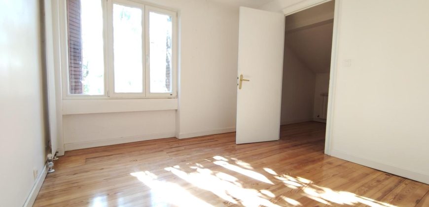 Réf : GES44120001-374,  pièce(s), Saint Genis Laval